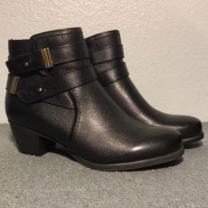 Naturalizer Kepler Block Heel Leather Ankle Boots